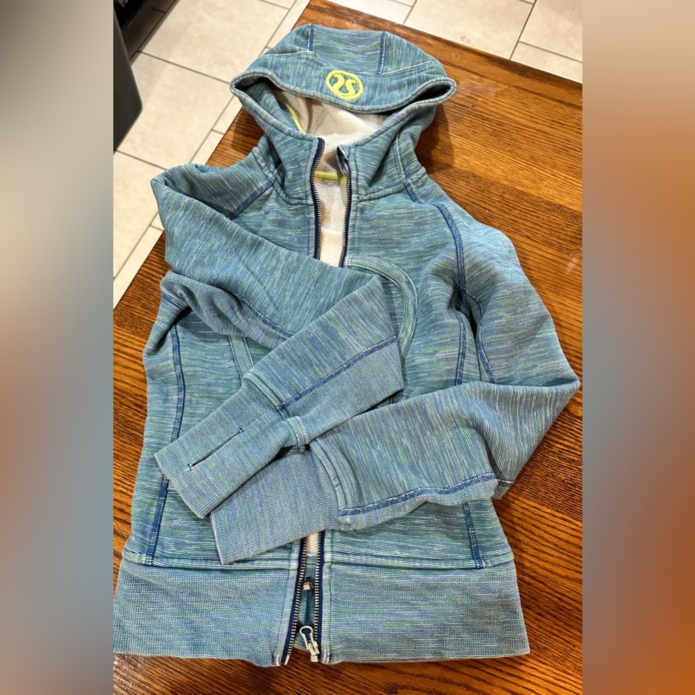 Size 2, Lululemon jacket